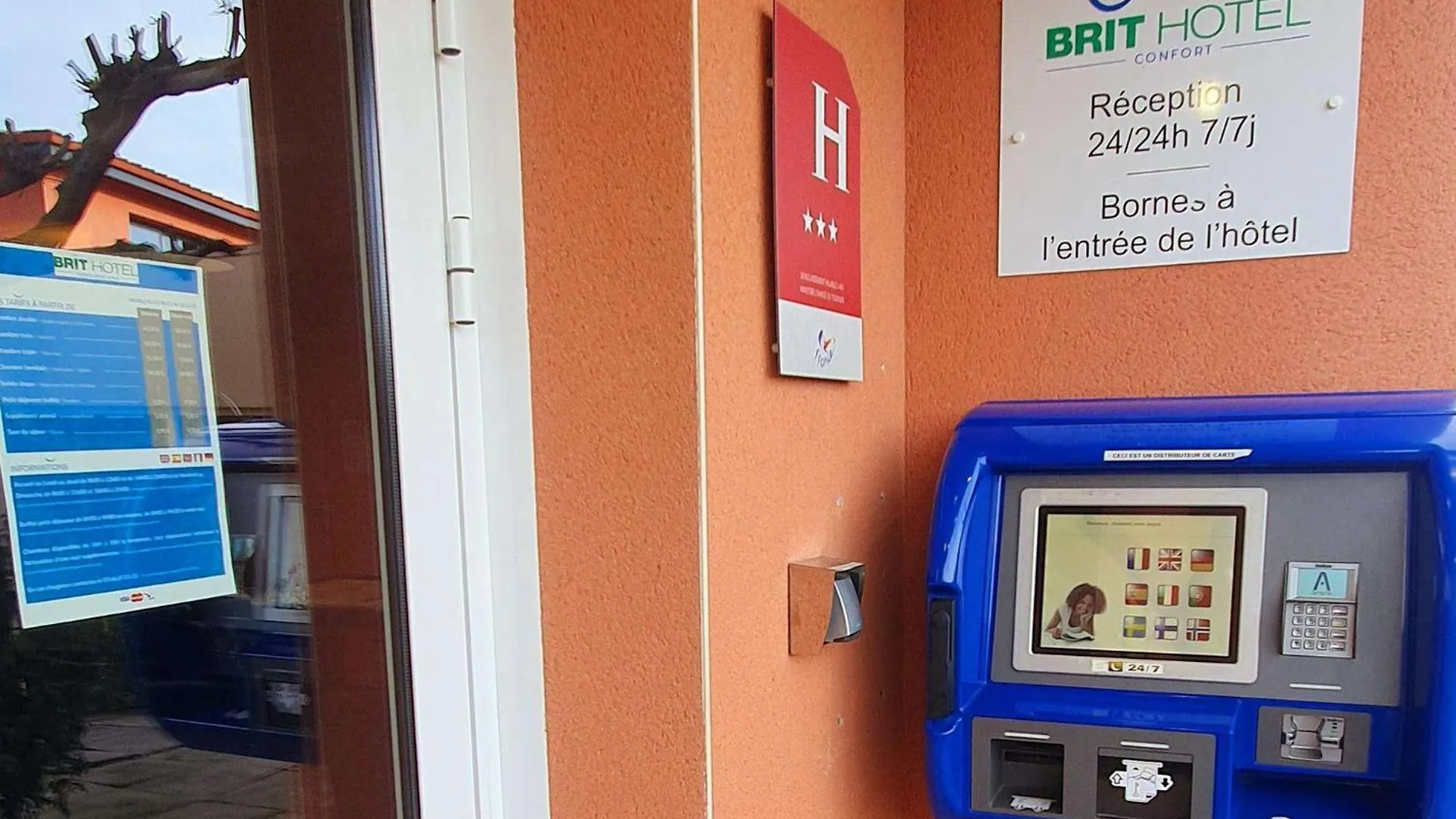 Brit Hotel Confort Montauban