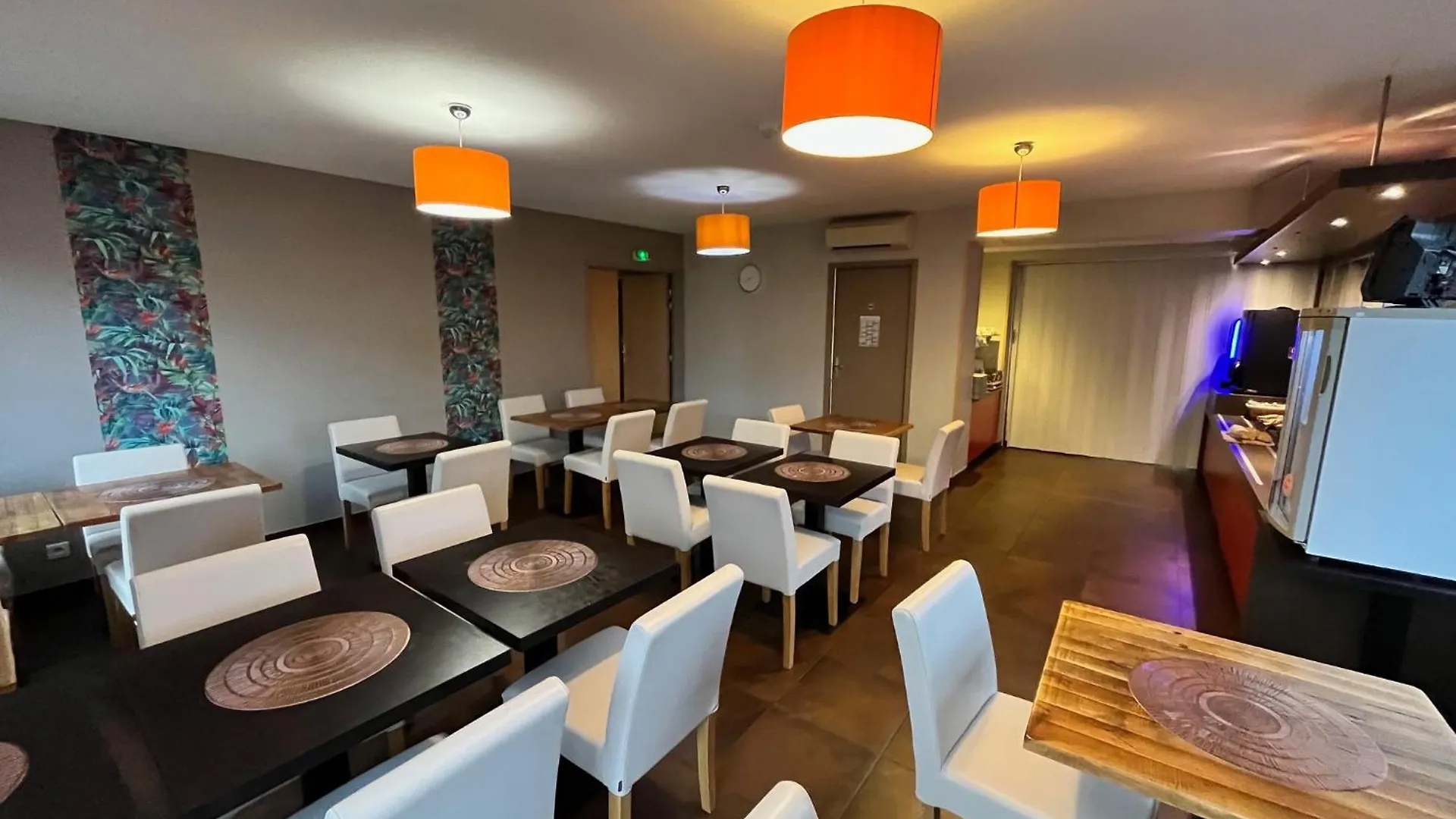 Brit Hotel Confort Montauban