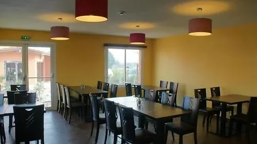Brit Hotel Confort Montauban 3*,