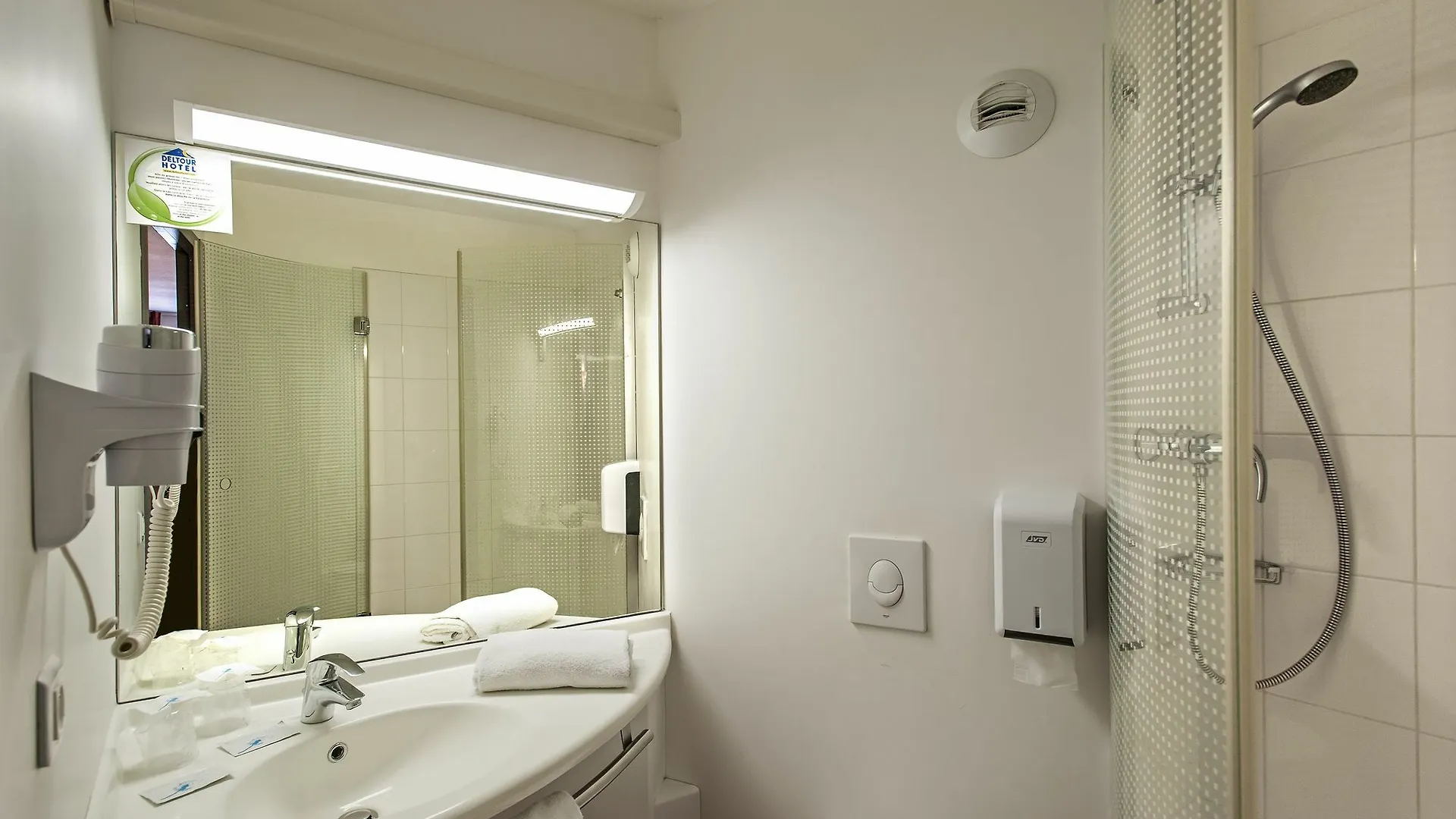 Brit Hotel Confort Montauban